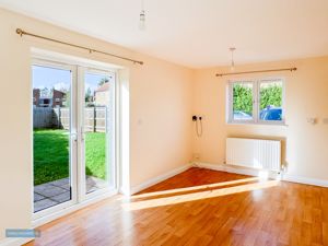 Sitting room- click for photo gallery